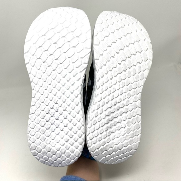 NEW BALANCE Men’s ATHLETIC SHOES FRESH FOAM MORE RUN - MMORBK